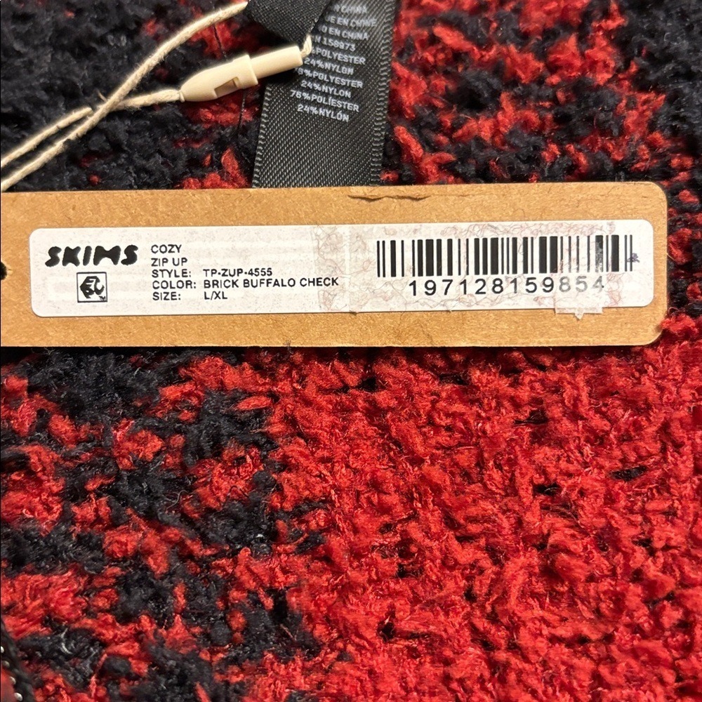 SKIMS Red and Black Plaid Zip-Up Cozy Jacket - Picture 10 of 10